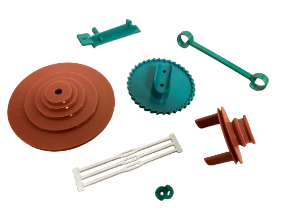 Geassembleerd kunststof spuitgiet onderdeel met metalen schroeven en vleugelmoeren